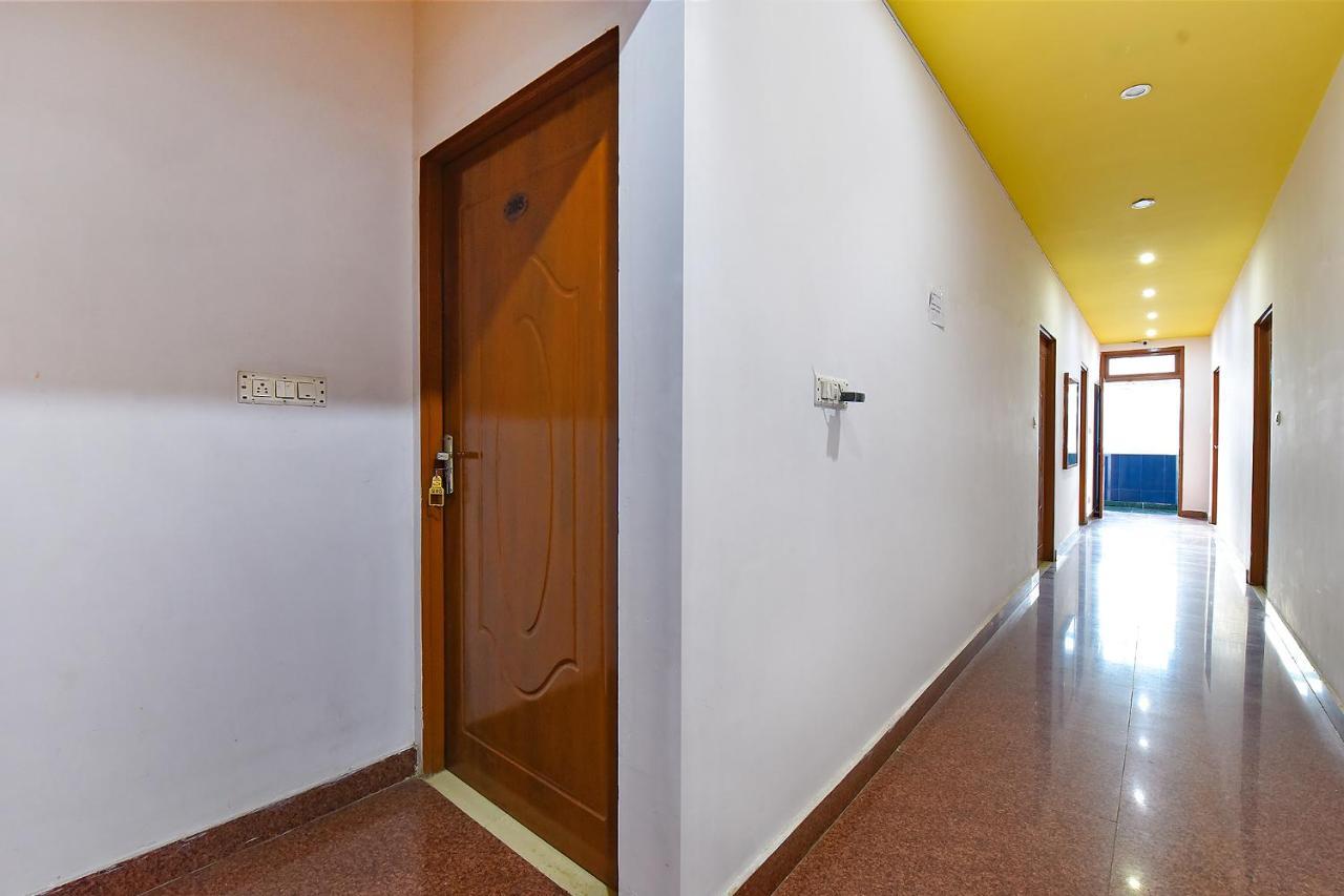 Airport Sky Inn Hotel Джайпур Екстериор снимка